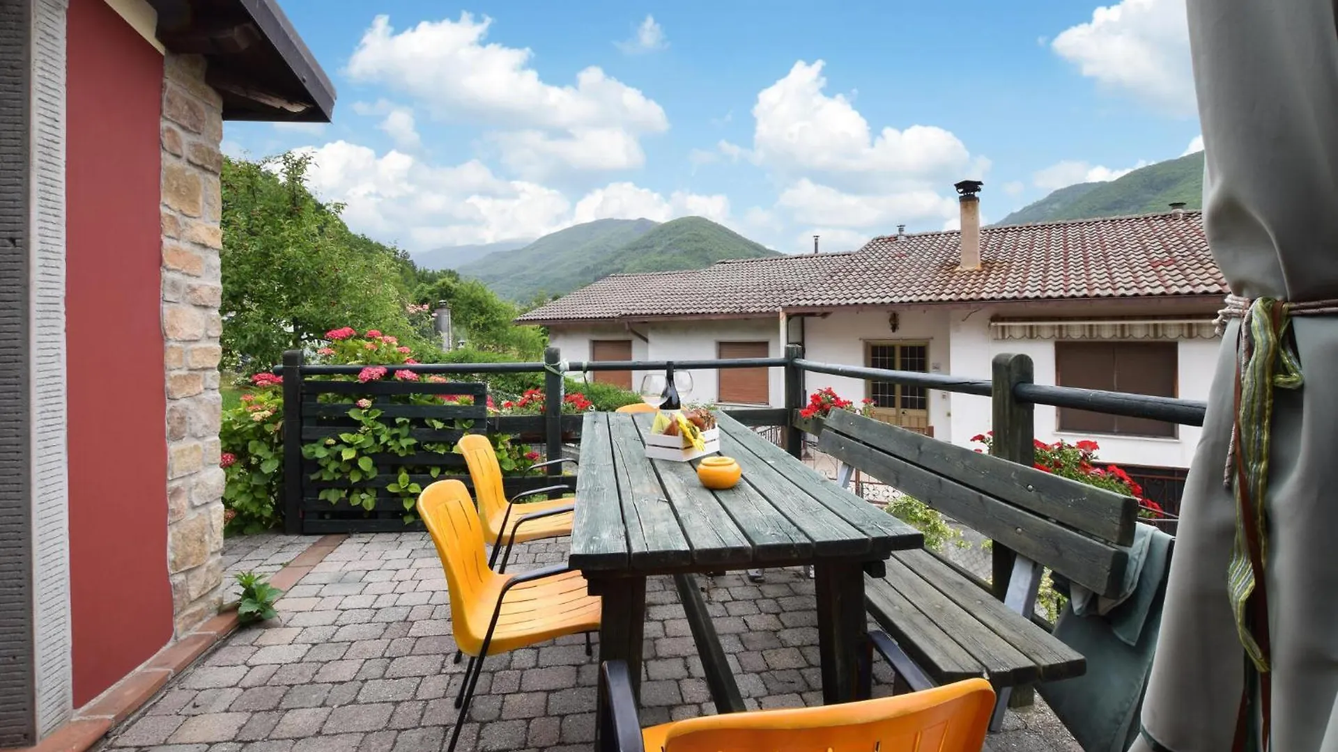 Cozy Home In Fraz, Cogna, Piazza Al With Wifi Sillano Дом отдыха