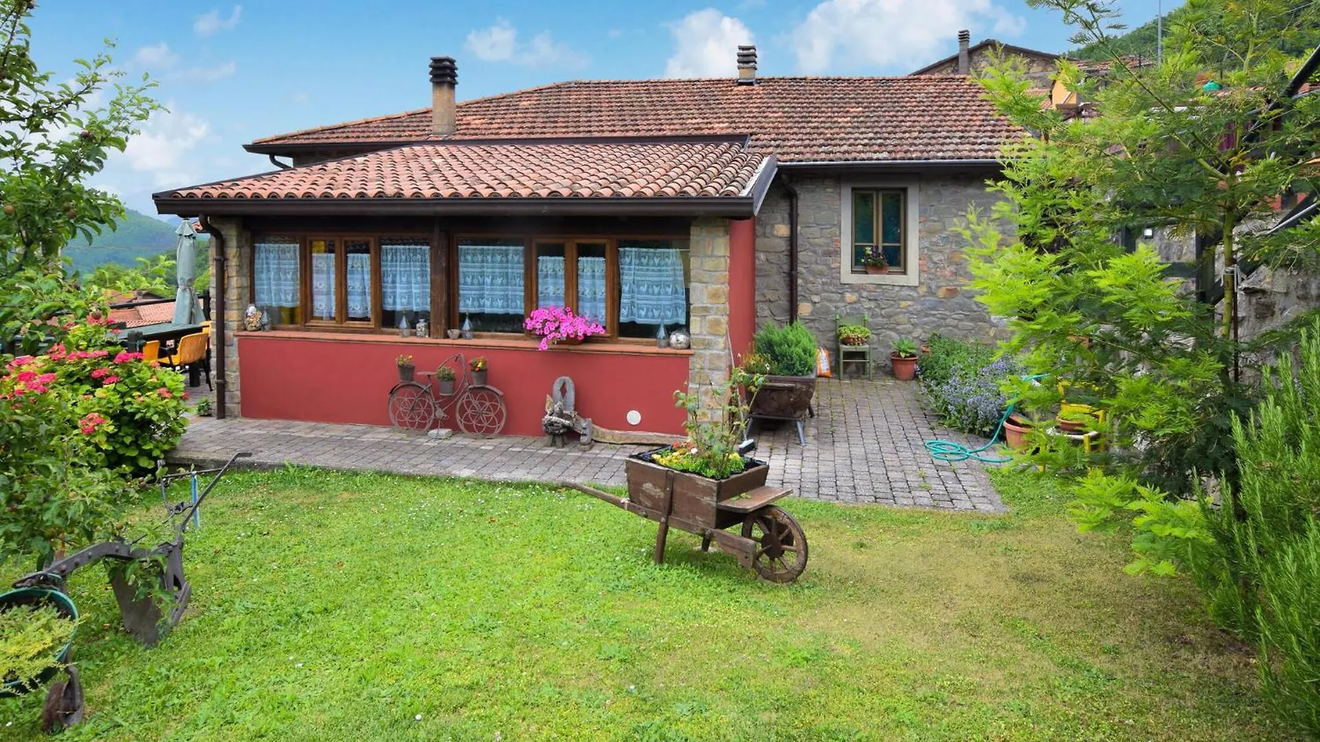 Cozy Home In Fraz, Cogna, Piazza Al With Wifi Sillano